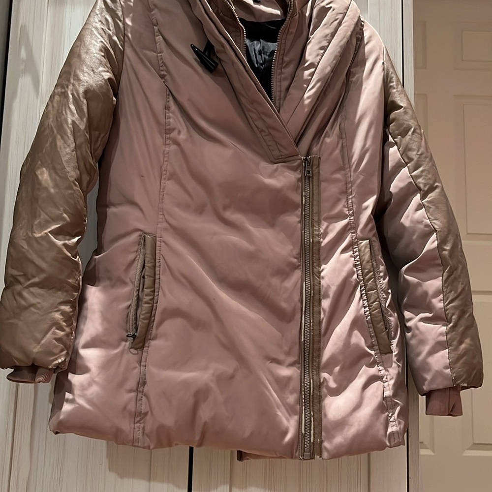 Women's Two-Tone Jacket - Picture 12 of 17
